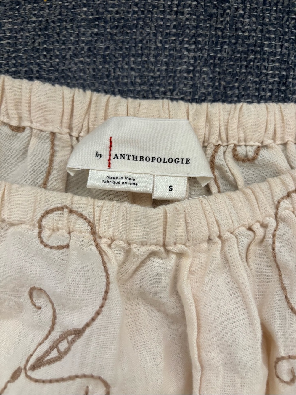 Anthropologie Embroidered Scalloped hem Bloomer Shorts - Picture 3 of 3